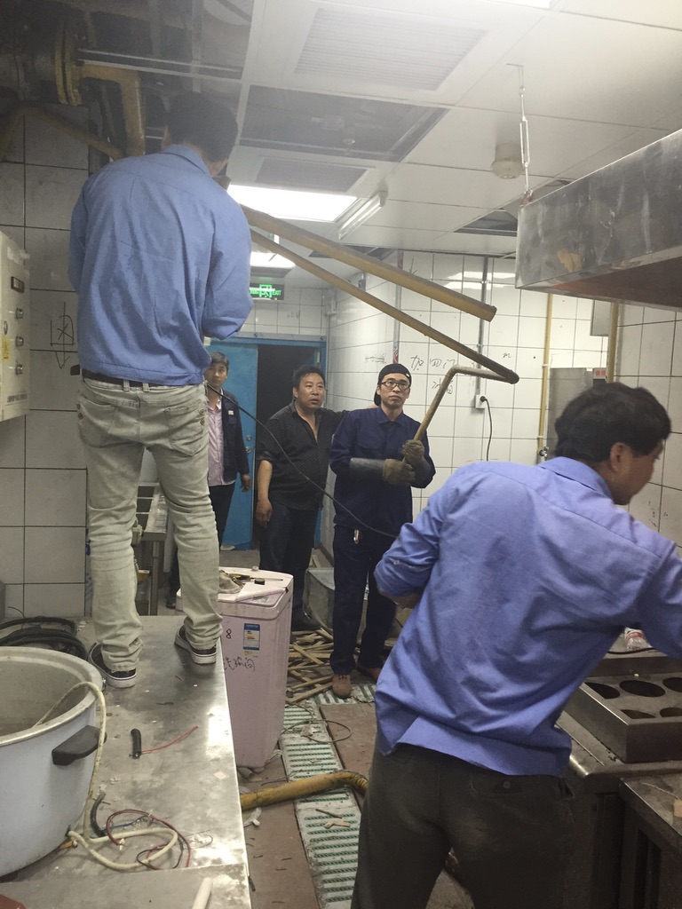 杨浦万达广场一商户燃气管道改造(图1)